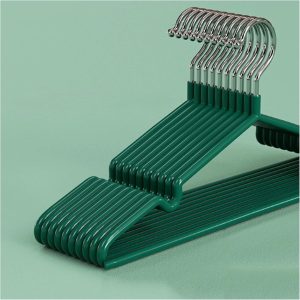 10 Green Adult Non-Slip Traceless Hangers for Home Dormitory